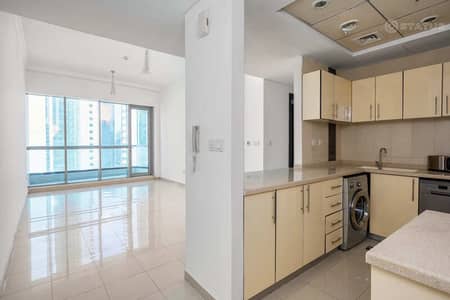 2 Bedroom Apartment for Rent in Dubai Marina, Dubai - Unfurnished 2 BR | Near to tram | Water view