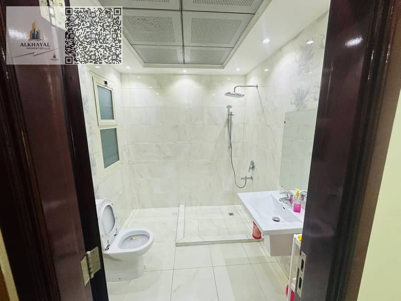 13 201bd957-e6c0-432b-93db-46abf93dbb90. jpg
