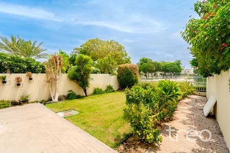 3 Bedroom Villa for Sale in The Springs, Dubai - Full Lake View | Vastu Compliant | VOT