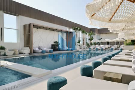 شقة فندقية 2 غرفة نوم للايجار في شارع الشيخ زايد، دبي - DXBGH_Two Birds Pool Day (4). JPG