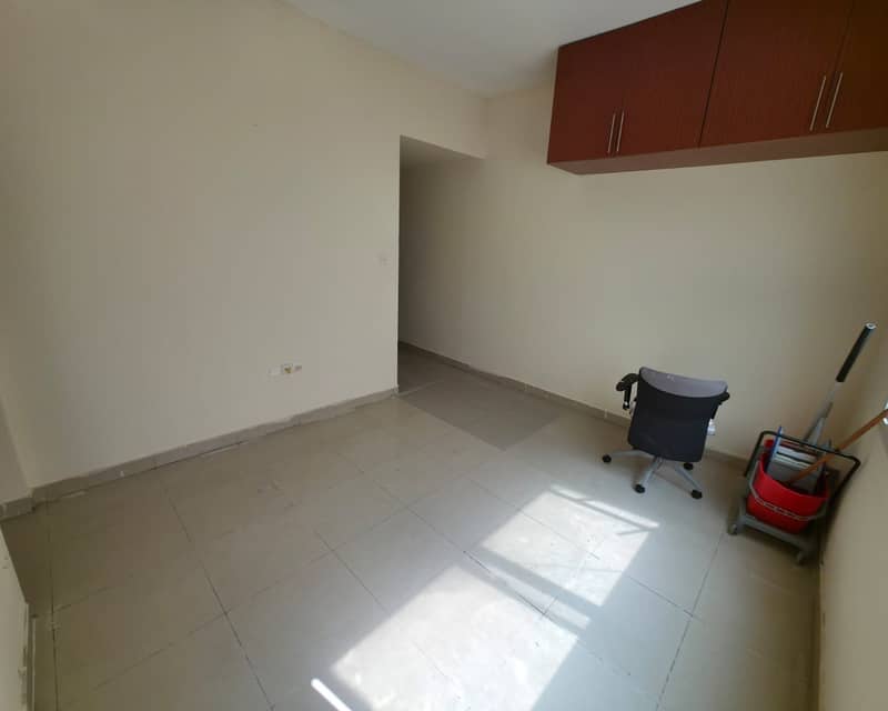 7 a2e9c801-95f6-4f59-93db-d2e5972a6a7a. jpg
