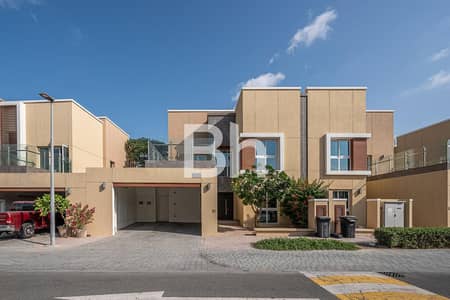 4 Bedroom Villa for Sale in Dubai Science Park, Dubai - Vacant On Transfer | Unique Layout | Family Home