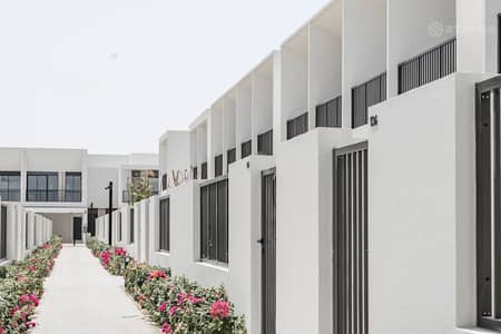 3 Bedroom Townhouse for Rent in Town Square, Dubai - 3BR + Maid - Unfurnished Townhouse in Townsquare