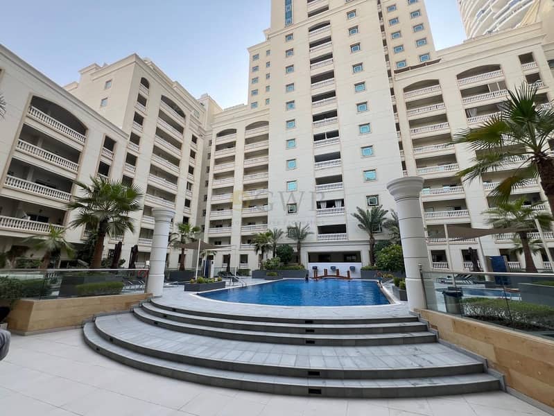 位于朱美拉环形村(JVC)，JVC第13区，广场公馆，广场公馆B座 的公寓 550000 AED - 12951070