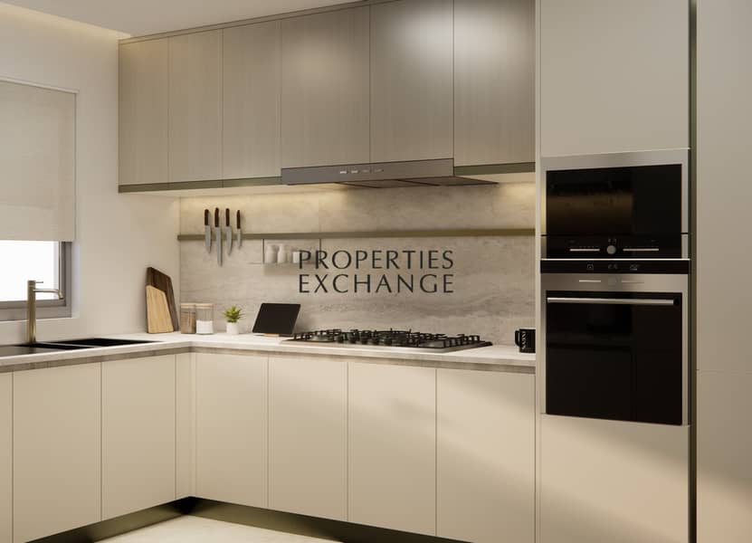 14 Kitchen 1. jpg