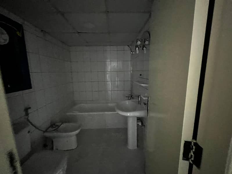 29 IMG-20251001-WA0282. jpg