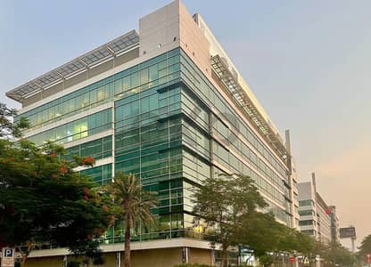 Office for Rent in Sheikh Zayed Road, Dubai - Fully Fitted | Brand New Furnichure | Premium