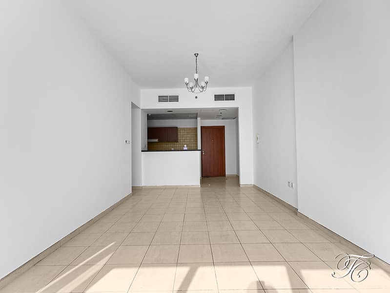 شقة في برج سكاي كورتس E،أبراج سكاي كورتس،مجمع دبي لاند ريزيدنس 2 غرف 75000 درهم - 12952382