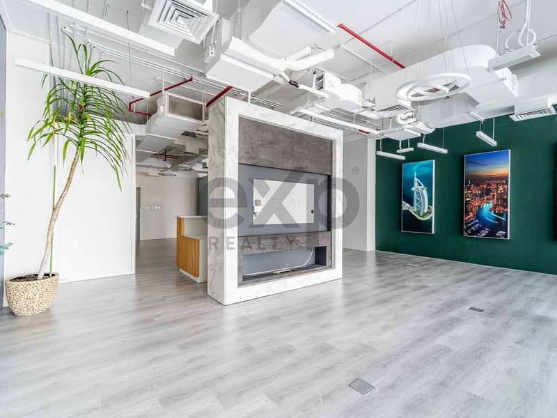 位于商业湾，海湾广场，海湾广场11号 的写字楼 5950000 AED - 12952495