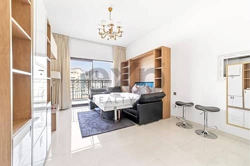 Sleek Studio | Resort Vibes | Investor Gem