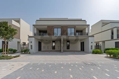 LAGOON FACING | 4BR | CLOSED KITCHEN TWIN VILLA