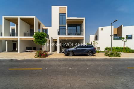 4 Bedroom Townhouse for Sale in Arabian Ranches 3, Dubai - Exclusive | Close to Amenities | Corner