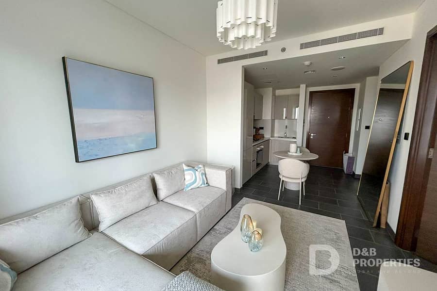 Brand New | Furnished | Vacant | Hot Deal