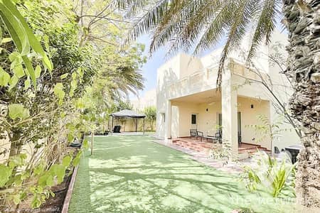 4 Bedroom Villa for Rent in The Meadows, Dubai - Upgraded 4BR Villa | Large Plot | Meadows 5