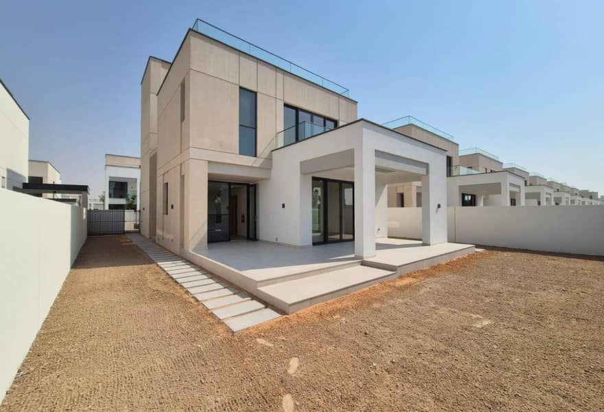 Vacant Now | Single Row | Largest Plot