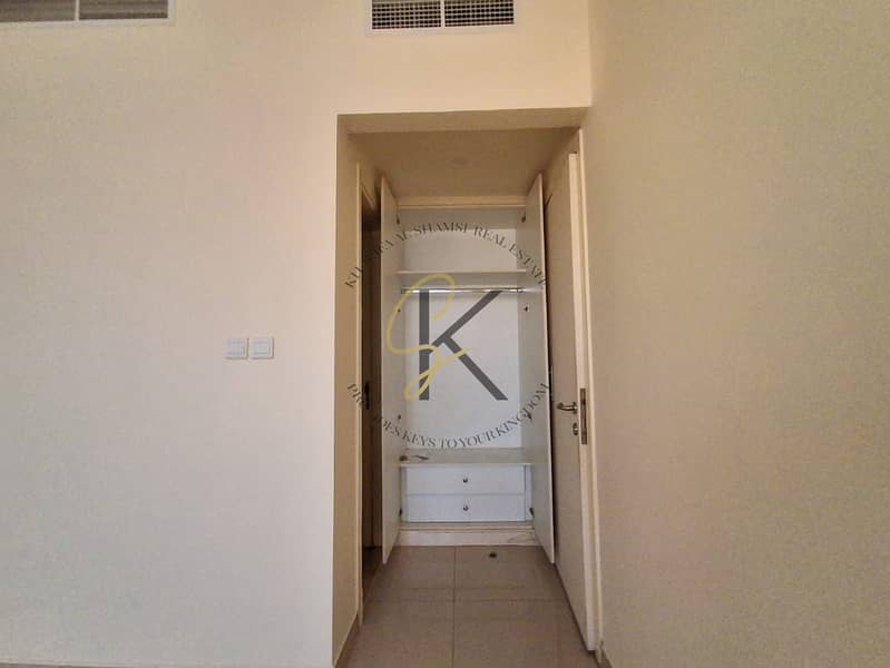 8 WhatsApp Image 2025-08-13 at 01.34. 31_f87dd076. jpg