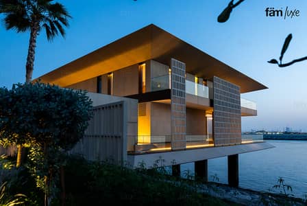 5 Bedroom Villa for Sale in Jumeirah, Dubai - Exclusive Neighborhood | Best Location | Sea View