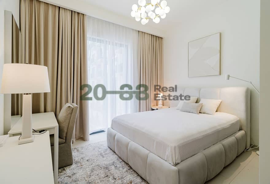 12 Executive One00024. jpg