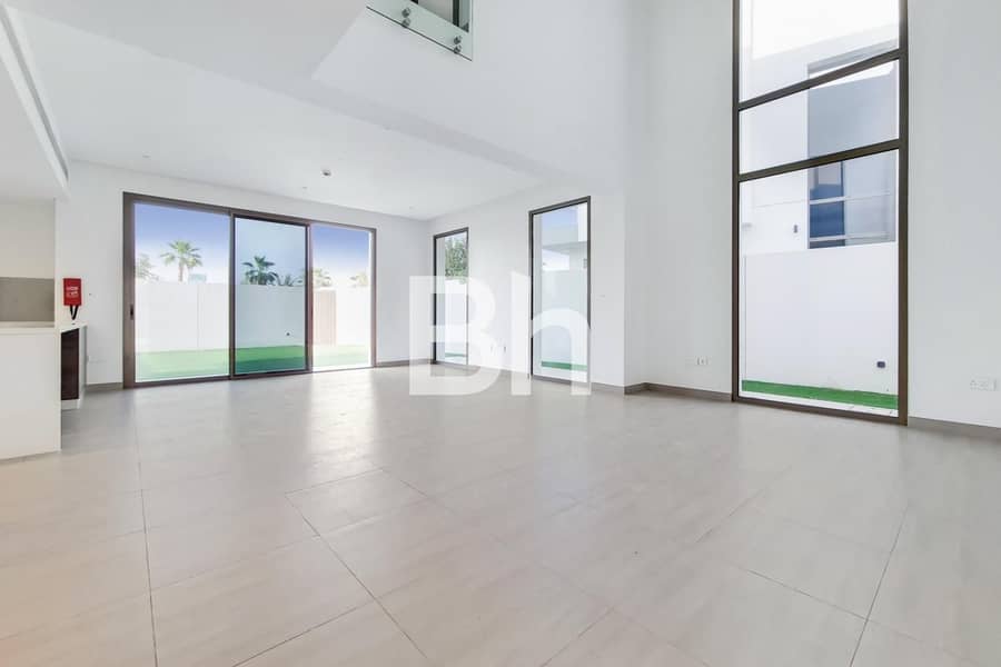 Independent Villa | Golf Course | Vacant