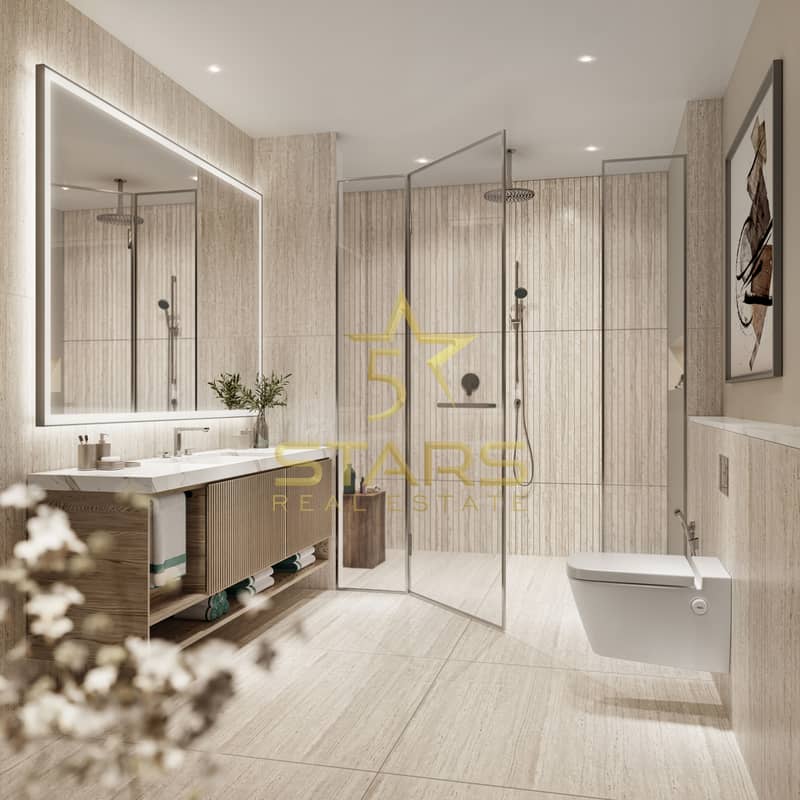 6 Residences_Typical Master Bathroom. jpg