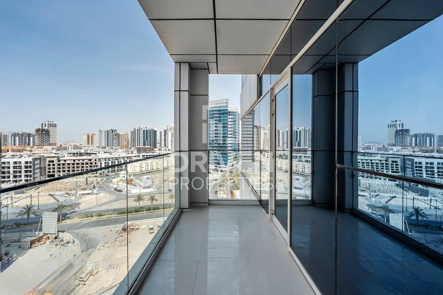 Huge Layout | Dual Balconies | Ready to Move in
