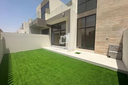 4 Bedroom Townhouse for Sale in Mohammed Bin Rashid City, Dubai - Elie Saab Finish | Pool and Park| Bosch Appliances