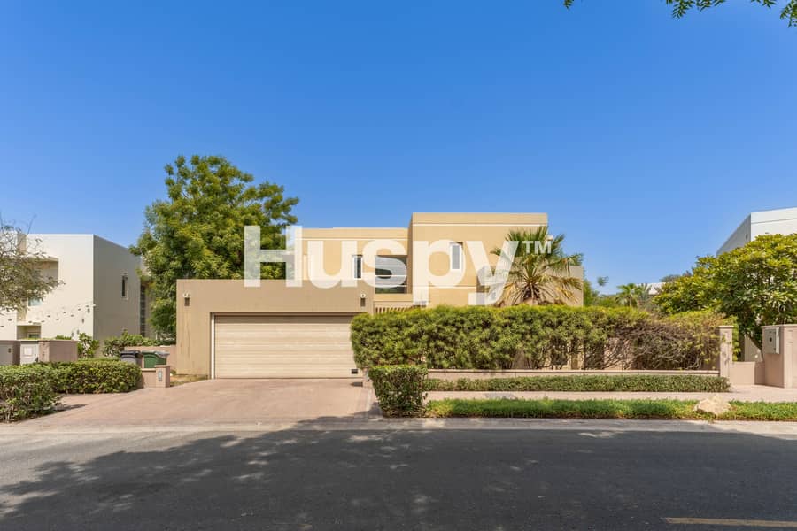 Vacant | Private Pool | Landscaped
