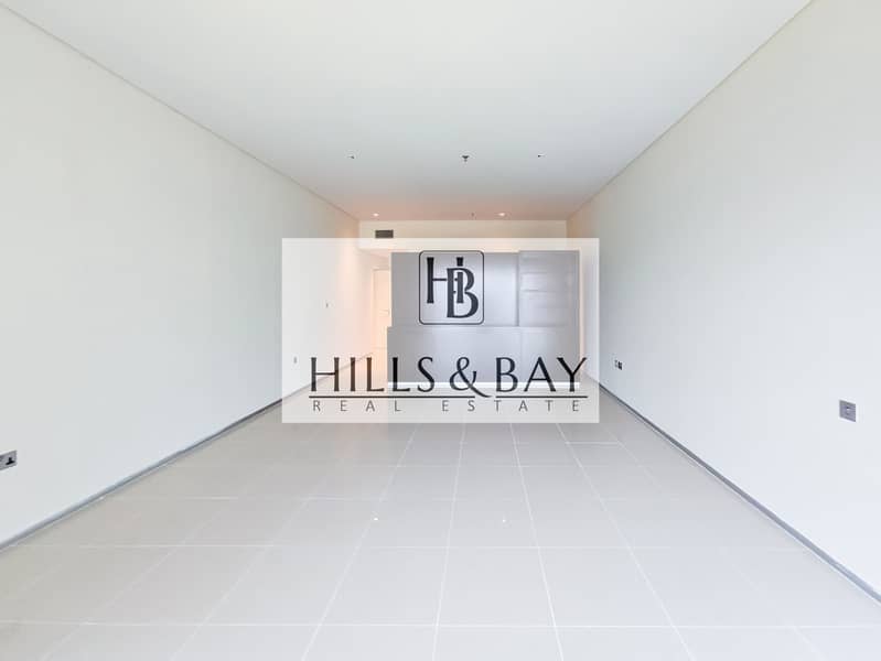 Unfurnished 3-Bed APT– Park Place Tower