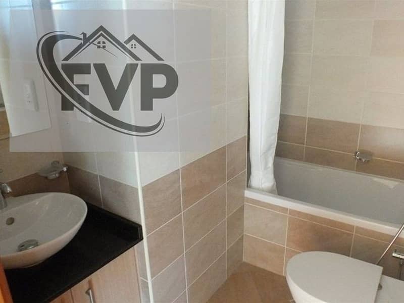 4 Bathroom-1. jpg