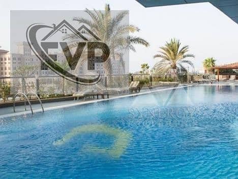 18 Pool-1. jpg