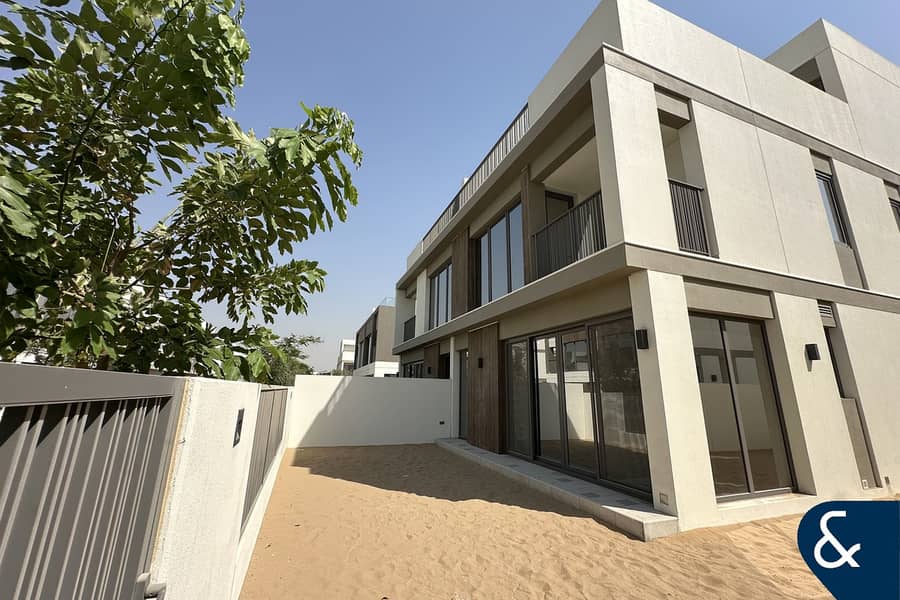 5 BED TWIN | CLOSE TO AMENITIES | VACANT