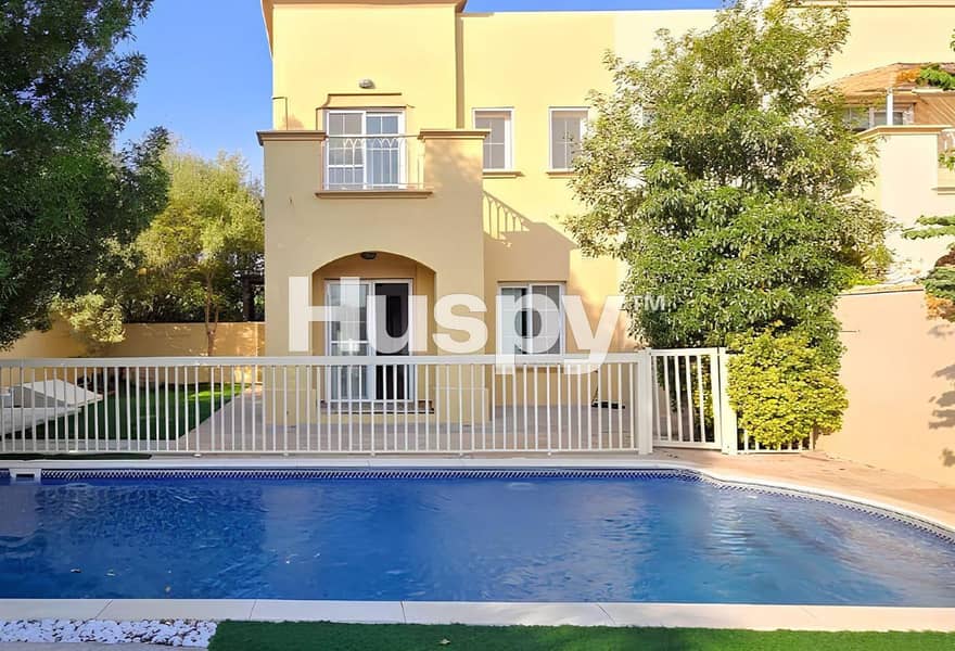 Lake View | Private Pool | End Unit