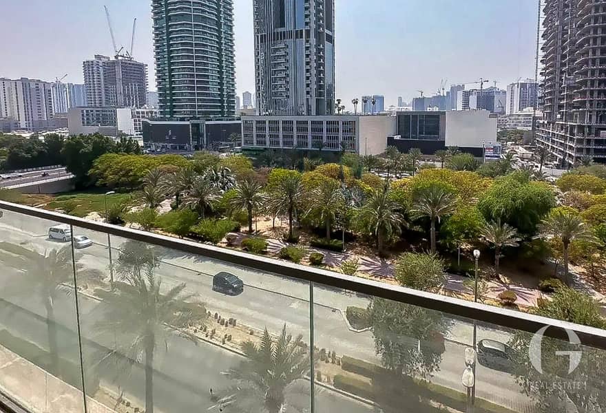 位于朱美拉环形村(JVC)，JVC第11区，哈德利高塔 2 卧室的公寓 2200000 AED - 12958789