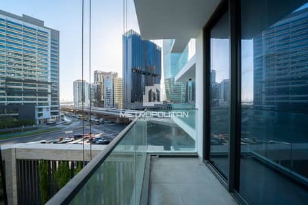 Studio for Rent in Business Bay, Dubai - Skyline View| Studio | New Unit | Central Location