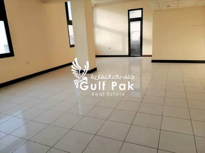 Magnificent 2BHK 65K 4Chqs in Tourist Club Area Magnificent 2BHK 65K 4Chqs in Tourist Club Area