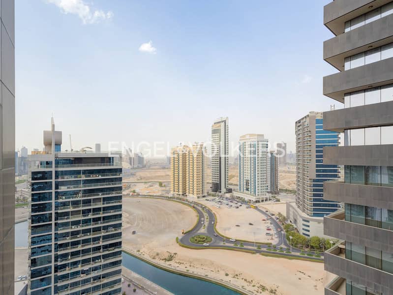 Exclusive | Mid Floor | Handover Soon