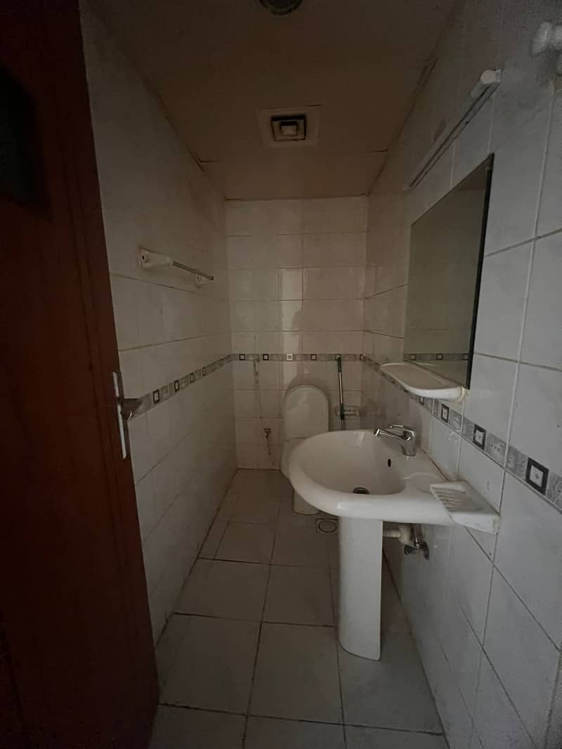 16 IMG-20251002-WA0084. jpg
