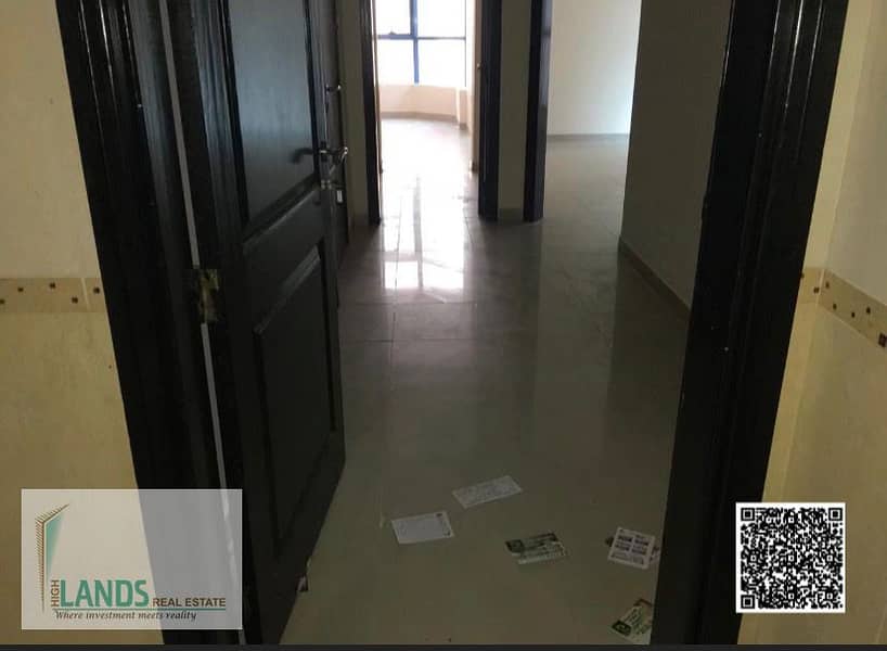 4 WhatsApp Image 2025-10-02 at 5.43. 22 PM (1). jpeg