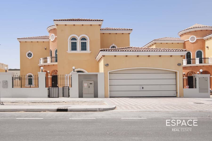 Private Pool | Landscaped | Available Now