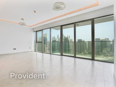 2 Bedroom Apartment for Sale in Jumeirah Lake Towers (JLT), Dubai - Plus Maids | Open View | Luxurious Finish