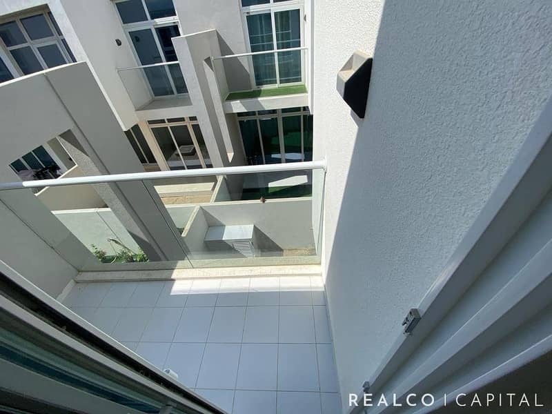 RRM MIDDLE UNIT FOR RENT BACK TO BACK VACANT - Image 16