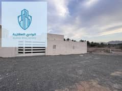 للبيع فيلا في مصفوت جاهزه للسكن 770000 درهم