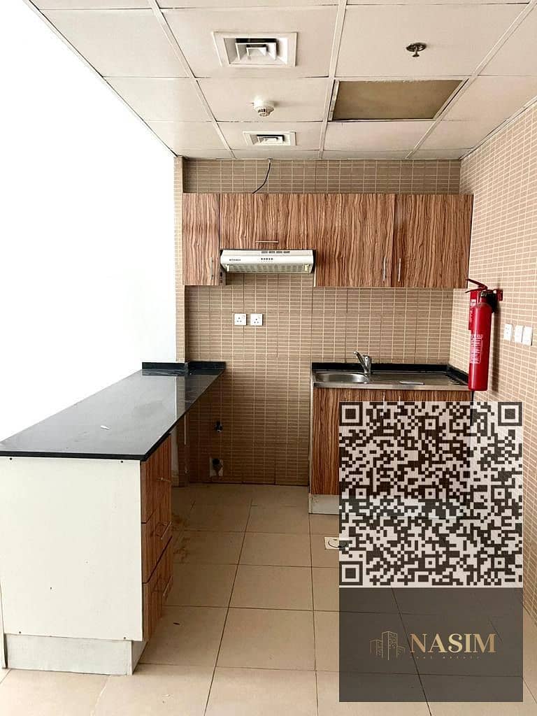 3 f3f6ec1a-36aa-4262-b972-d8e5927ba756. jpg