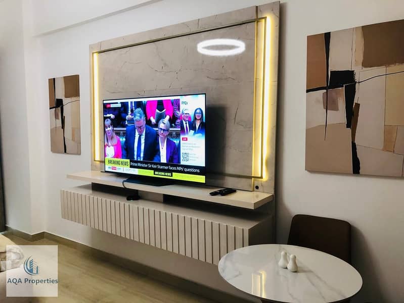 10 ELYSEE TV. jpg