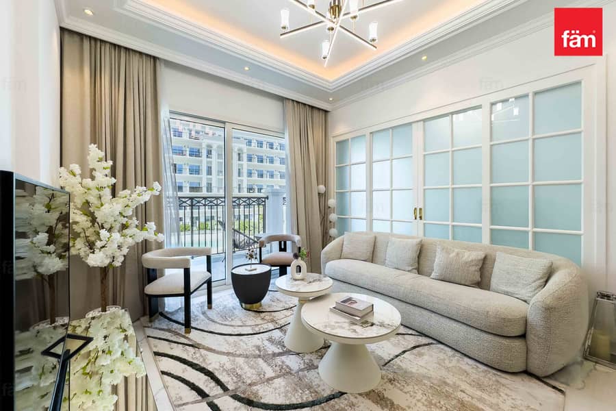 FULLY FURNISHED I POOL VIEW I LUXURY LIVING