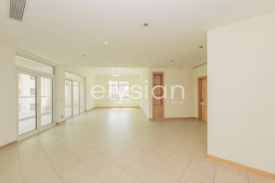 Park View | Well Maintained | Beach and Pool