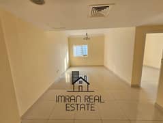 شقة في بناية الحفيت،الخان 2 غرف 42000 درهم - 12469416