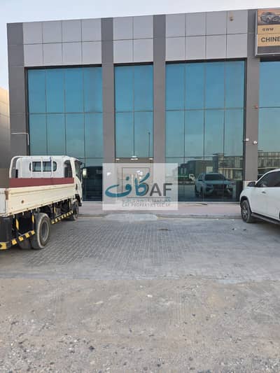 Showroom for Rent in Al Sajaa Industrial, Sharjah - صورة واتساب بتاريخ 1447-04-07 في 19.55. 26_e1bd8540. jpg