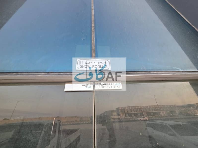 4 صورة واتساب بتاريخ 1447-04-07 في 19.55. 17_067e336f. jpg
