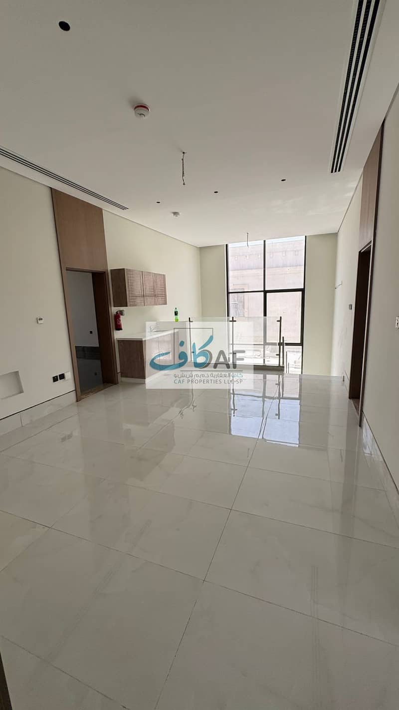 15 صورة واتساب بتاريخ 1447-04-05 في 13.45. 56_91d6c8f6. jpg